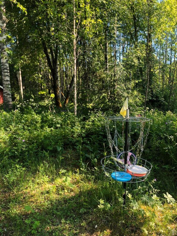 Pihlajamaeen Lomamoekit Vanhakyla Buitenkant foto